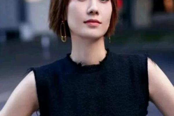 马伊俐八字命理中的暗藏玄机：改变命运的真正秘密