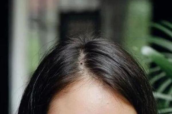 揭开希拉里命理的神秘面纱：如何破解命运的暗藏玄机？